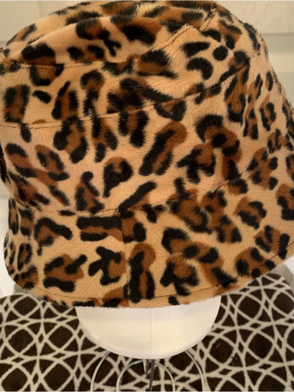 Cheetah Print Faux Fur Bucket Hat - Brown/Black - Picture 4 of 5